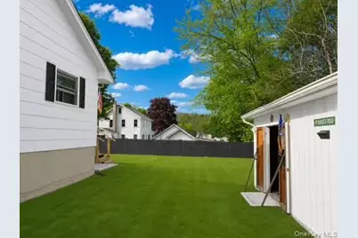 53 Main Street, Bloomingburg, NY 12721 - Photo 32