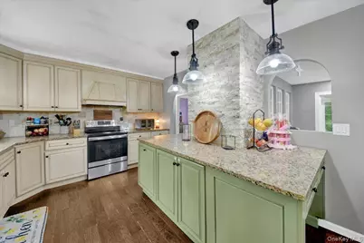 19 Saint Michaels Terrace, Carmel, NY 10512 - Photo 10