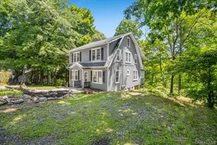 361 Lake Dr, Lake Peekskill, NY 10537 - Photo 42