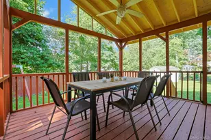 10 Pepperill Ct, New City, NY 10956 - Photo 2