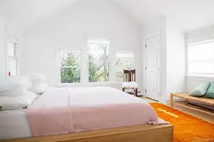 217 Center St, Greenport, NY 11944 - Photo 10