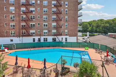 632 Palmer Road #6F, Yonkers, NY 10701 - Photo 1