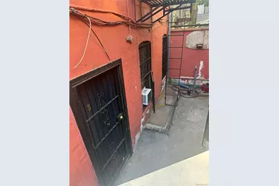 2186 Washington Avenue, Bronx, NY 10457 - Photo 8