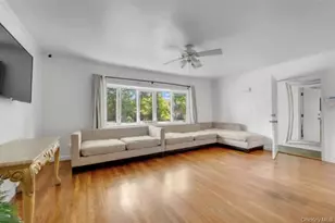 160-29 21st Rd, Whitestone, NY 11357 - Photo 2