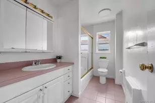 160-29 21st Rd, Whitestone, NY 11357 - Photo 12