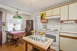 449 Montauk Hwy, East Moriches, NY 11940 - Photo 20