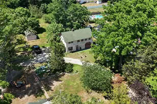 449 Montauk Hwy, East Moriches, NY 11940 - Photo 32