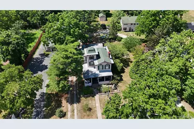 449 Montauk Highway, East Moriches, NY 11940 - Photo 30