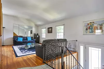 33 N Tyson Avenue, Floral Park, NY 11001 - Photo 16