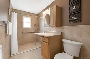 145 Sioux St, Ronkonkoma, NY 11779 - Photo 16