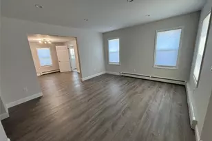 23 Arnold Ave, West Babylon, NY 11704 - Photo 6