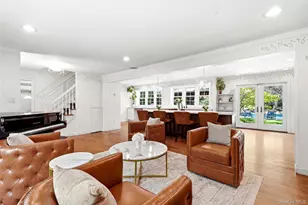 11 Tern Ct, East Islip, NY 11730 - Photo 8