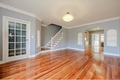 76-18 Utopia Parkway, Fresh Meadows, NY 11366 - Photo 2