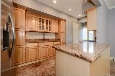 76-18 Utopia Parkway, Fresh Meadows, NY 11366 - Photo 6