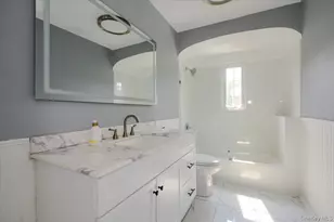 76-18 Utopia Pkwy, Fresh Meadows, NY 11366 - Photo 12