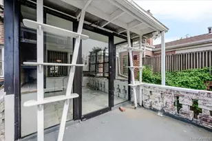 76-18 Utopia Pkwy, Fresh Meadows, NY 11366 - Photo 16