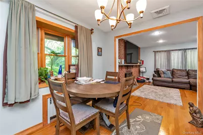 21 Laurel Avenue, Sea Cliff, NY 11579 - Photo 6