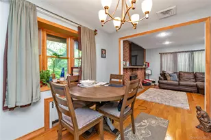 21 Laurel Ave, Sea Cliff, NY 11579 - Photo 6