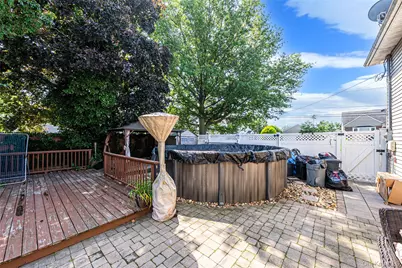 106 Casino Street, Freeport, NY 11520 - Photo 22