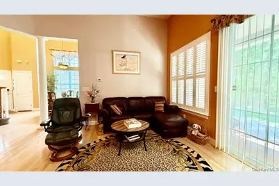 27 Emilie Drive, Center Moriches, NY 11934 - Photo 18