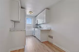 1430 Seagirt Blvd, Far Rockaway, NY 11691 - Photo 6