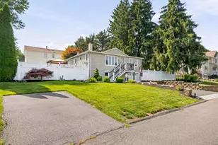 126 S Harrison Ave, Congers, NY 10920 - Photo 2