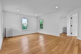 27 Tioronda Ave, Beacon, NY 12508 - Photo 2
