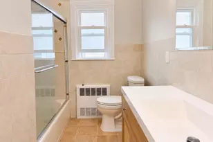35 Gibson, Valley Stream, NY 11581 - Photo 6