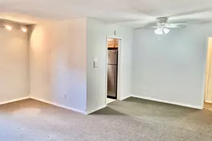 100 Lincoln Ave, Mineola, NY 11501 - Photo 6