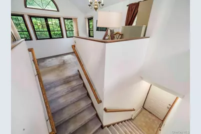 10 Burham Drive, Smithtown, NY 11787 - Photo 30