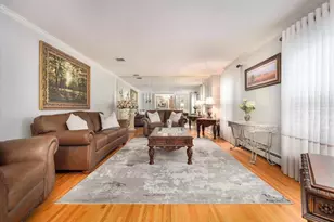 10 Burham Dr, Smithtown, NY 11787 - Photo 14