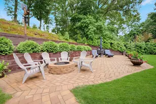 10 Burham Dr, Smithtown, NY 11787 - Photo 8
