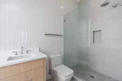 9 E Division Street, Westhampton Beach, NY 11978 - Photo 36