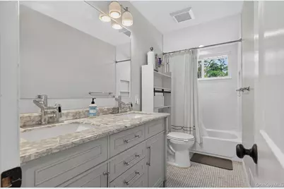 42 W Broadway, Port Jefferson Station, NY 11776 - Photo 20