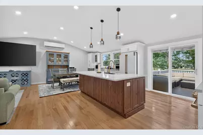 42 W Broadway, Port Jefferson Station, NY 11776 - Photo 6