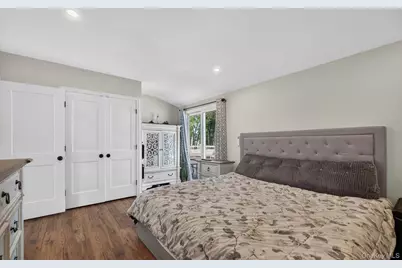 42 W Broadway, Port Jefferson Station, NY 11776 - Photo 18