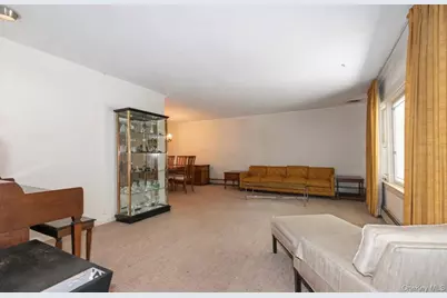 20 Ramsey Road, Great Neck, NY 11023 - Photo 4