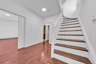 38 Trinity Pl, New Rochelle, NY 10805 - Photo 4