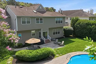 46 Oceanview Blvd, Manorville, NY 11949 - Photo 2