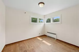 1 Heights Pl, Riverhead, NY 11901 - Photo 4