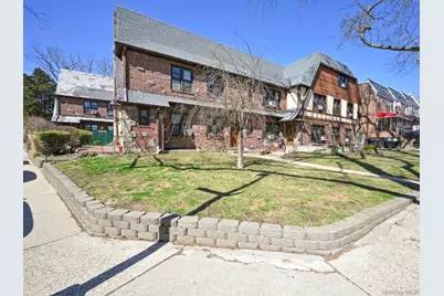 190-15 Crocheron Avenue, Flushing, NY 11358 - Photo 16