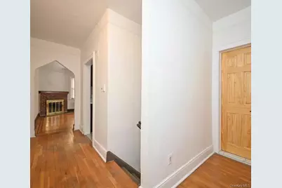 190-15 Crocheron Avenue, Flushing, NY 11358 - Photo 4