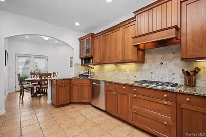 32 Beechwood Way, Briarcliff Manor, NY 10510 - Photo 16