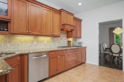 32 Beechwood Way, Briarcliff Manor, NY 10510 - Photo 18