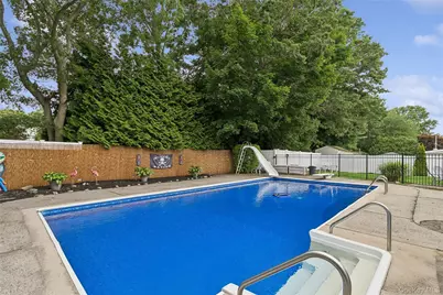 20 Cottage Drive, Farmingville, NY 11738 - Photo 16