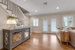 625 W Walnut St, Long Beach, NY 11561 - Photo 2