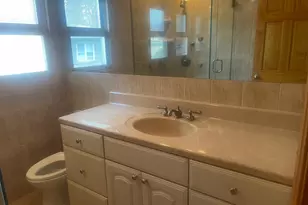 1760 Slocum St, Hewlett, NY 11557 - Photo 6
