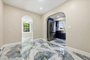48 Flower St, Hicksville, NY 11801 - Photo 14