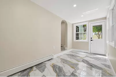 48 Flower Street, Hicksville, NY 11801 - Photo 20