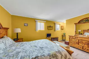64-17 Eliot Ave, Middle Village, NY 11379 - Photo 24